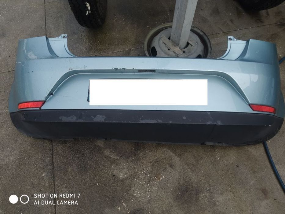 Tampa mala e parachoques tras Ibiza 6J 2011