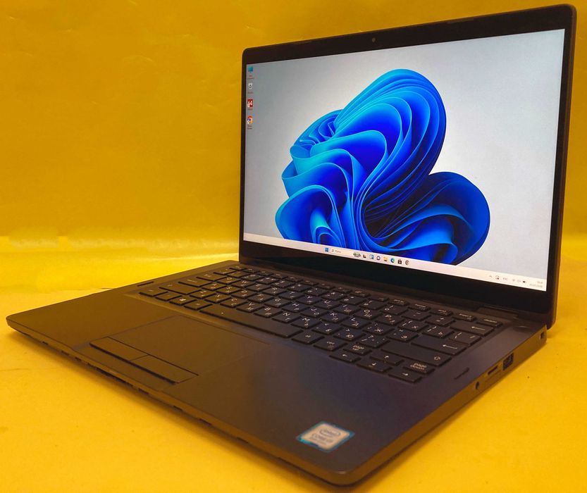 Ультрабук-трансформер Dell 5300:13.3"FHD/i7-8665u/8GB/256SSD.
