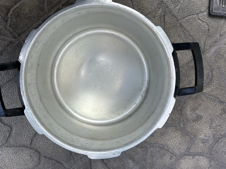 Пароварка шести литровая