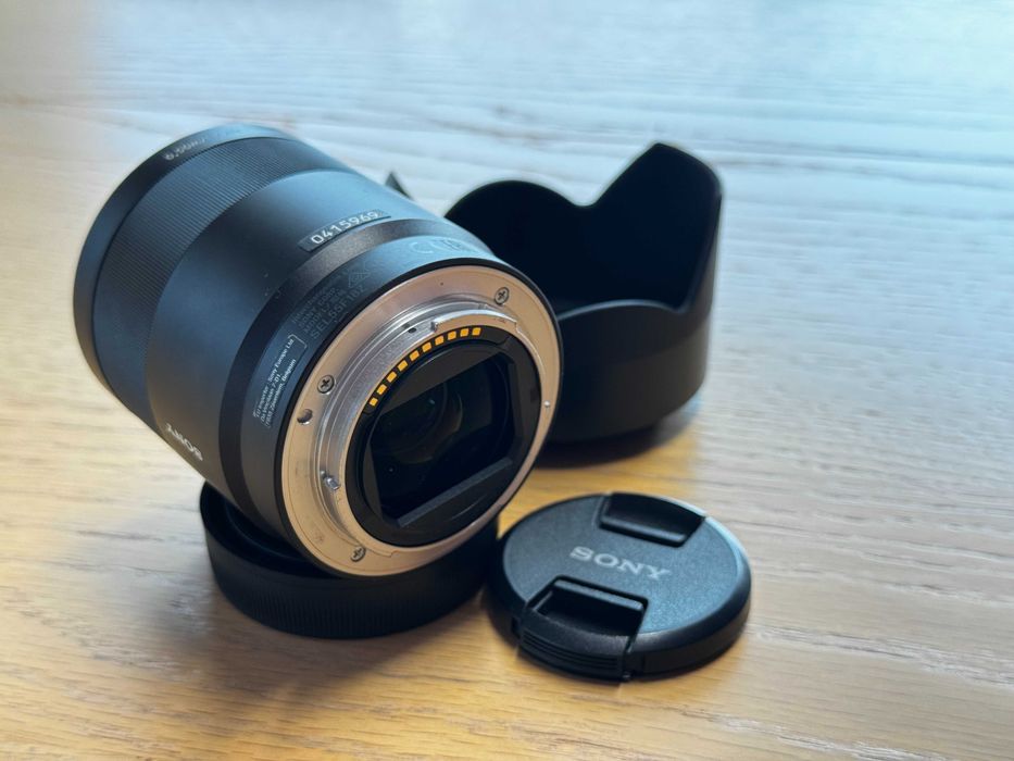 Sony Carl Zeiss Sonnar T* FE 55mm F1.8 ZA - SEL55F18Z