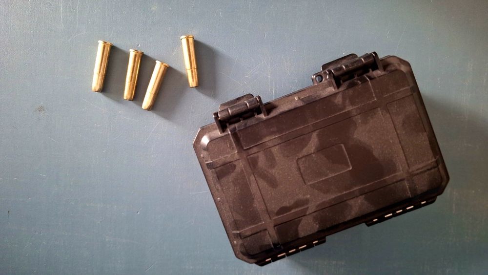 Revolver CO2  Dan Wesson 6" - Full Metal