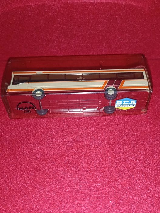 Miniatura Viking Autocarro MAN SL 202