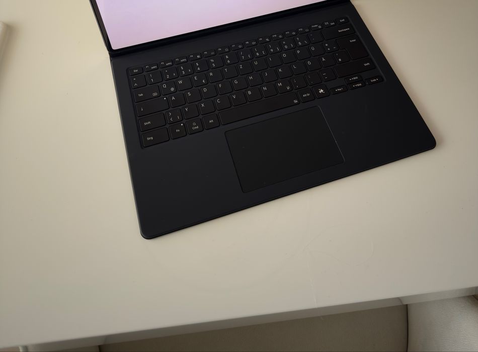 Teclado Samsung Galaxy S10 ultra com rato