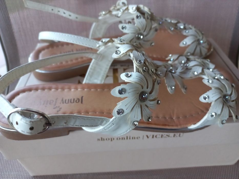 Sandały letnie  r.37,wew.23cm