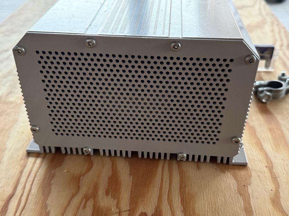 Inversor XPC 1400-12