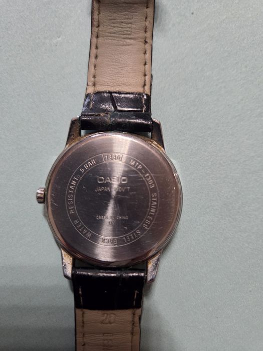 Годинник Casio wr 50m