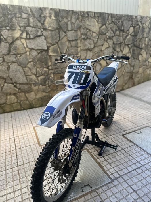 Yamaha yz250.