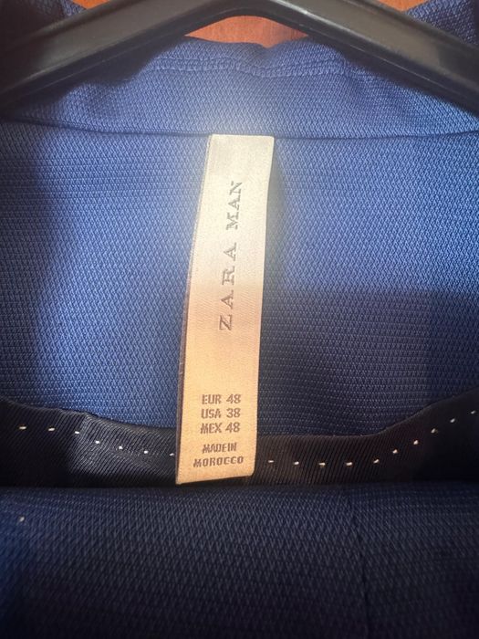 Vendo fato Azul e Camisa Branca