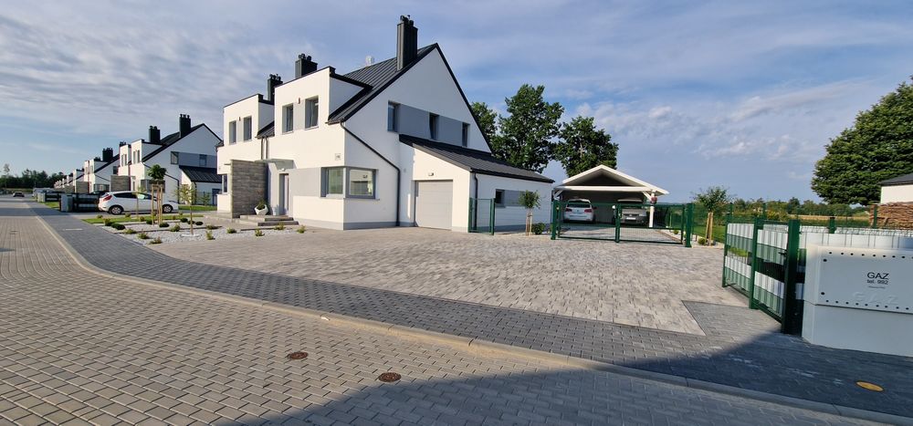 Nowoczesny dom bliźniak wysoki standard. Kaszuby-idealna lokalizacja.