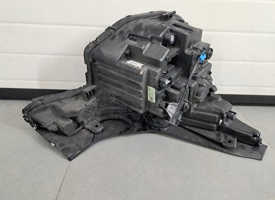 Фари передні Kia Sorento 4 IV Lift Фара права або ліва EU USA разборка