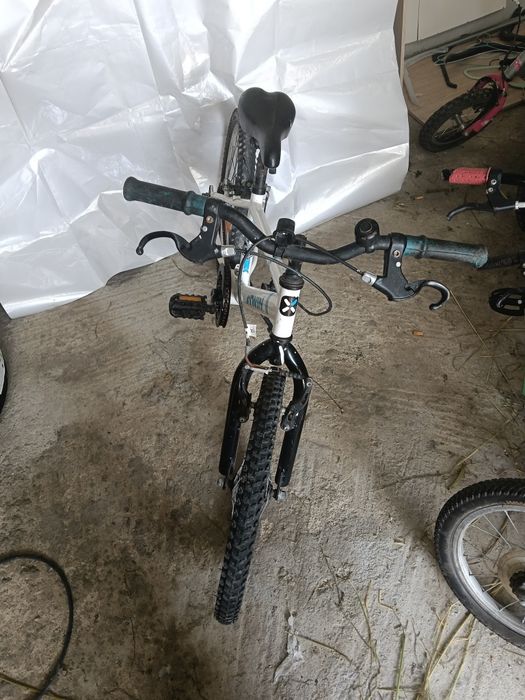 Bicicleta de criança 6/7 8 anos