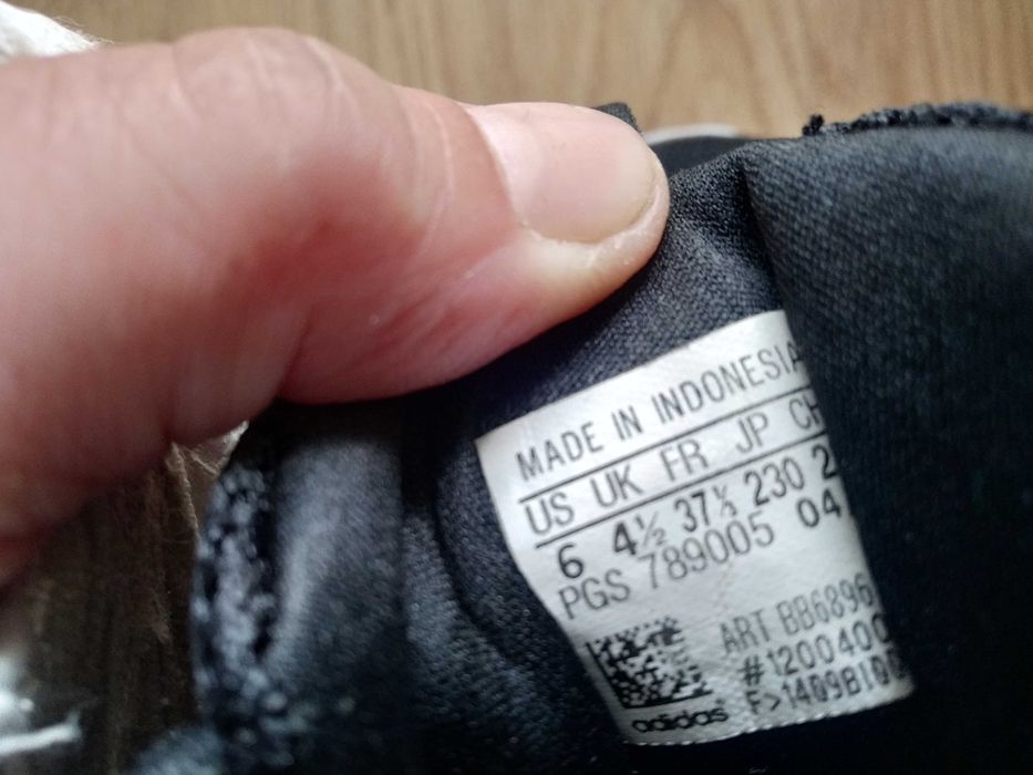 buty sportowe adidas 37 ( wkladka 23cm)