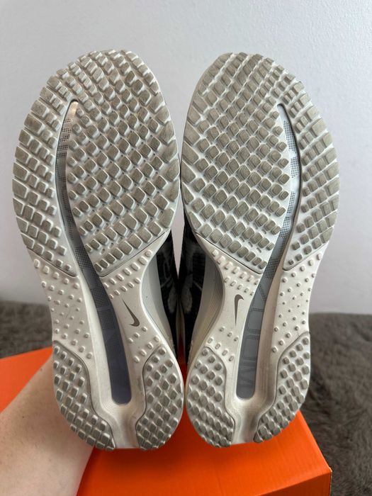 Nike Pegasus Premium SE 40 buty sportowe
