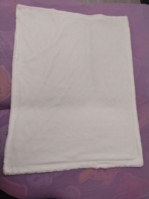 Kocyk niemowlęcy ecru śliczny miekki