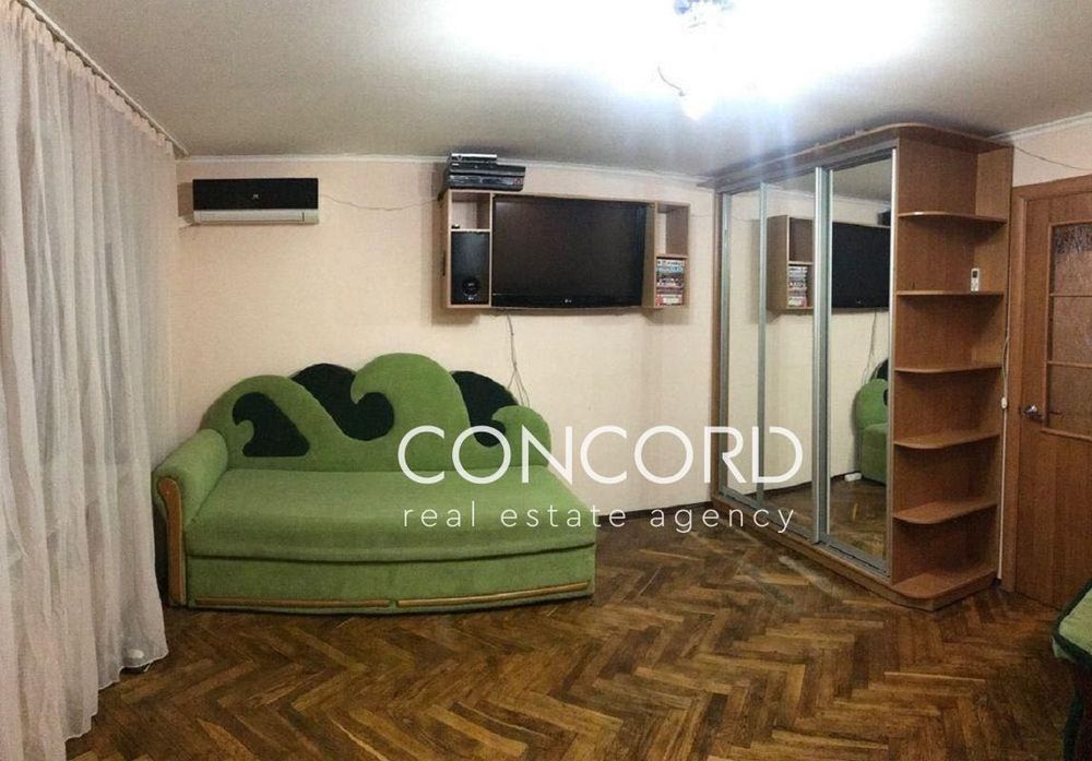 Березняки. Метро Лівобережна. Продам 1к Березняківська вул., 36-В