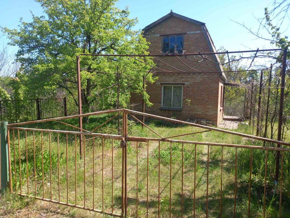 Продам дачный участок с домом.