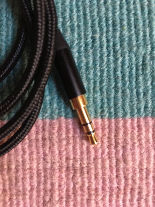 Cabo Syncwire USB-C audio 3,5, folheado a ouro