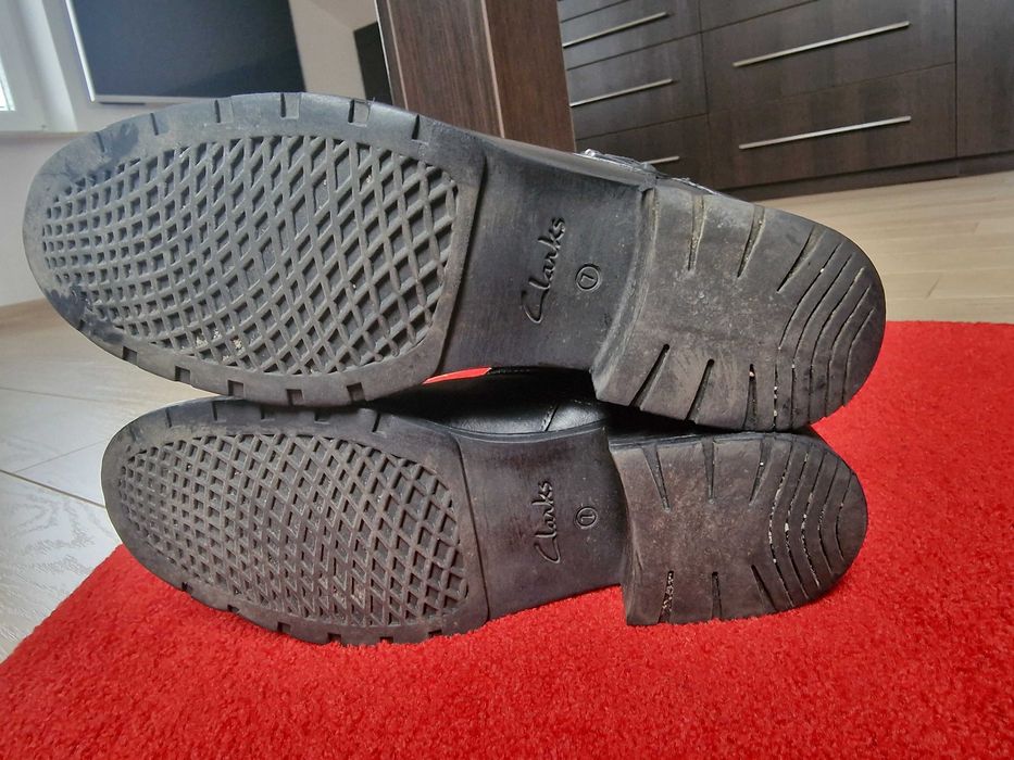 Botki workery trzewiki Clarks skóra naturalna r. 40 – stan bdb