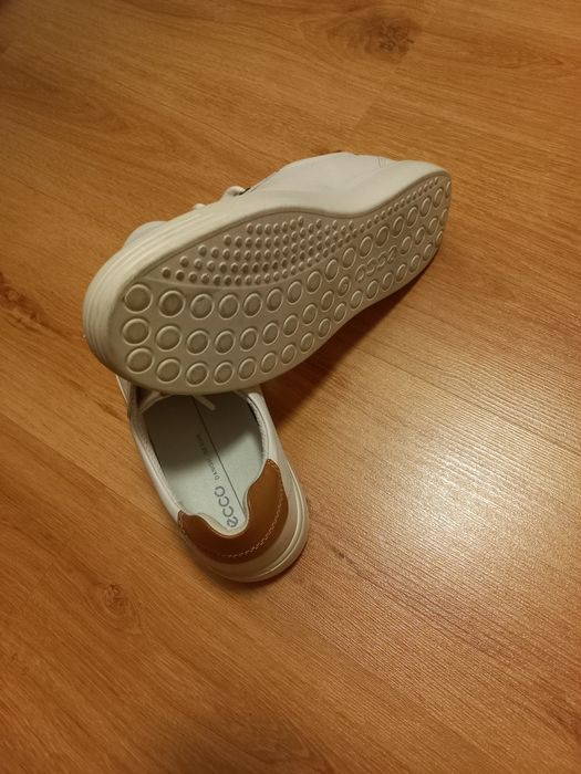 Чоловічі шкіряні кеди Ecco