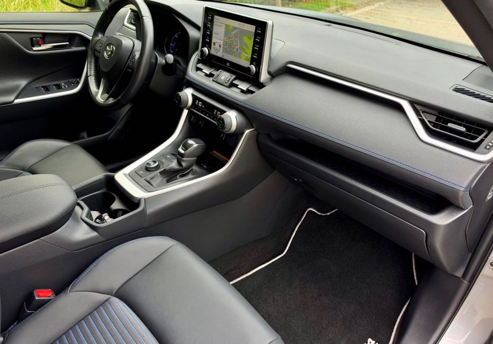 Toyota RAV4  Hybrid  2021