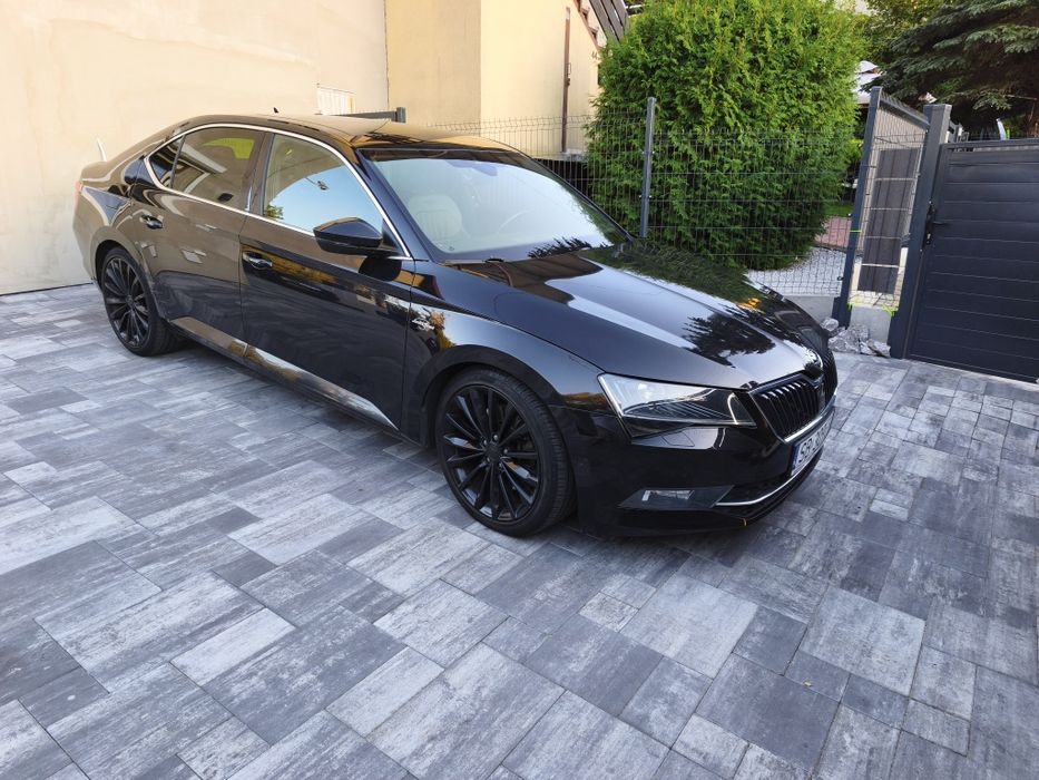 Sprzedam Skoda superb Laurin klement LPG