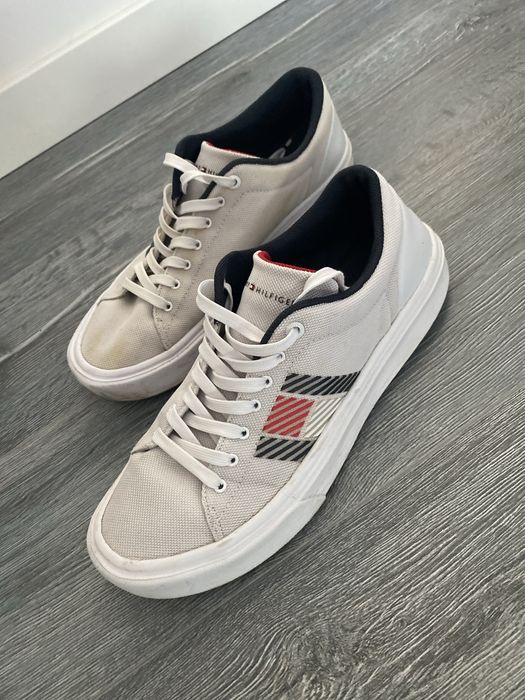 Trampki TOMMY HILFIGER / białe / męskie / roz. 43 (27,5cm)