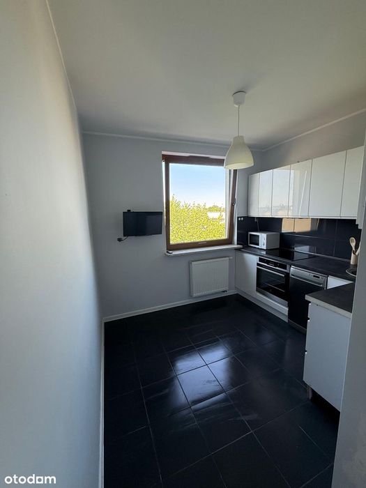 Mieszkanie 53 m². Dwa pokoje z widną kuchnią, balkon oraz garaż w cenie - Więcej