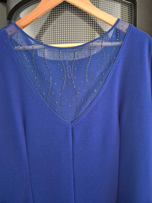 Sukienka niebieska z krótkim rękawem