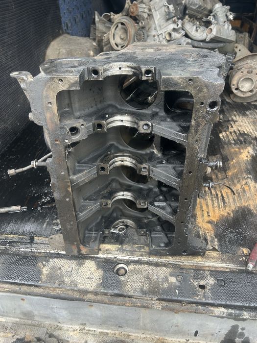 Блок двигателя Форд Транзит 2.5 дизель