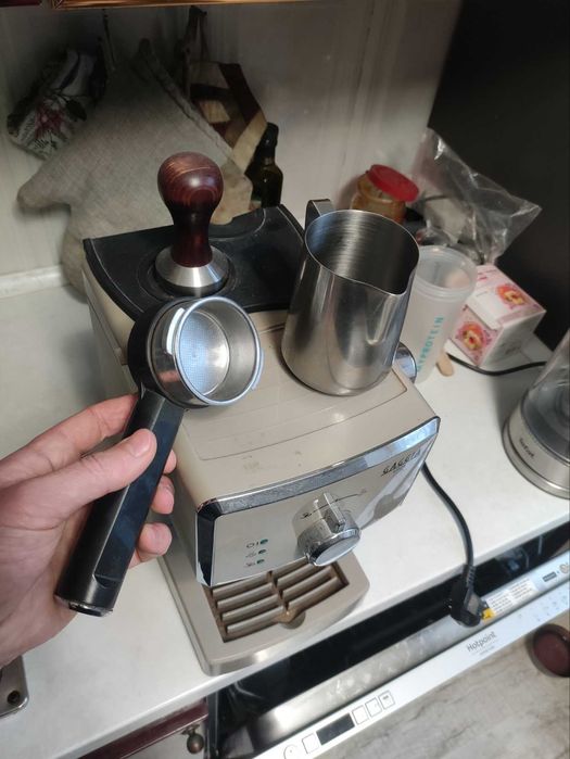 кофемашина в отличном состоянии GAGGIA VIVA