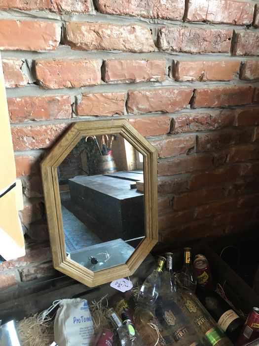 Дзеркало, дубова рамка