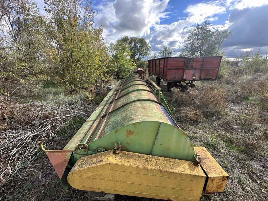 Очісувальна жатка, жниварка Слов'янка УАС 6.