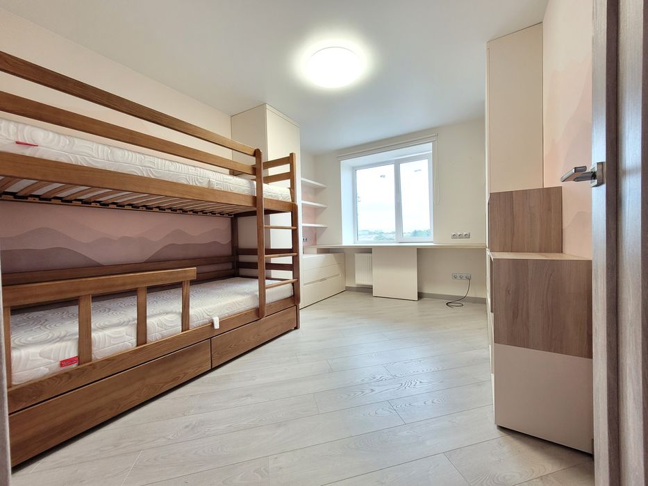 3к.Новобуд! Арцеулова! 5/10ц, 77м2, Авт.оп!, 130000уо!