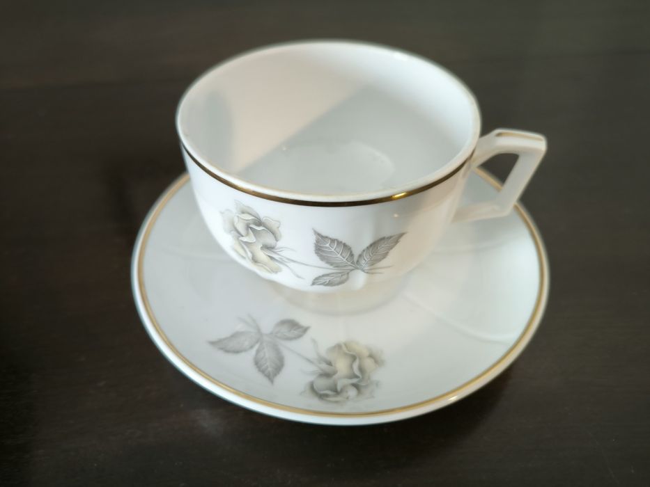 Chávenas fainça inglesa azul borrão, "Shangai Trade Mark England"