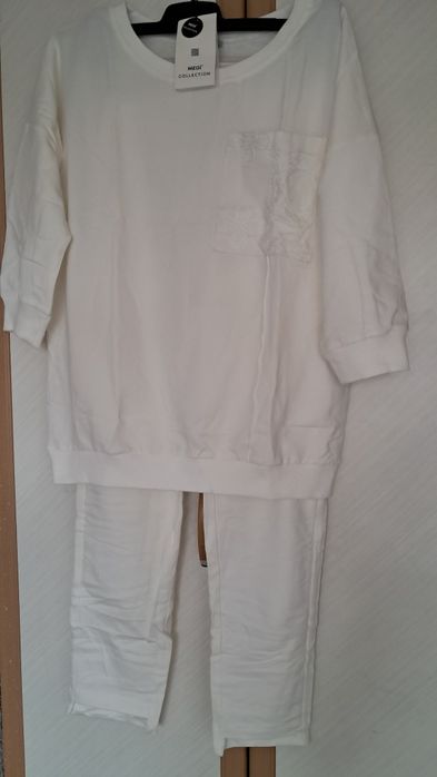 Nowy dres firmy Megi roz.S-M