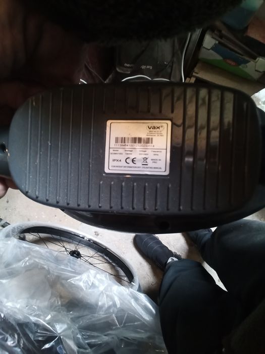 Електрошвабра для миття підлоги