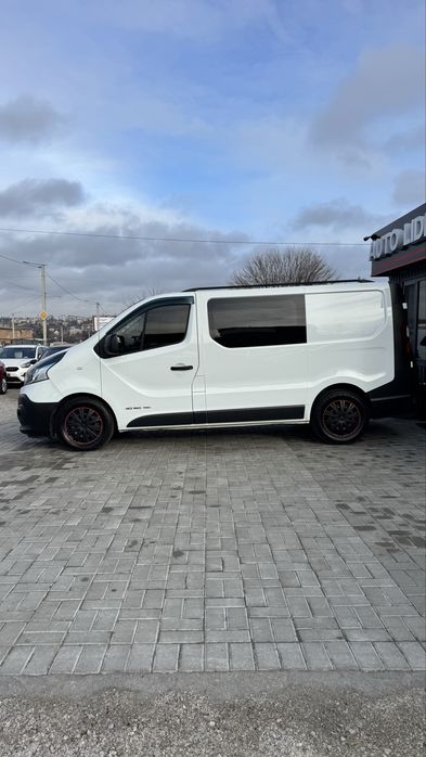 Renault Traffic Рено Трафік dCi 140 2015 р 1,6 дизель 6МКПП Груз-Пас