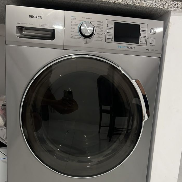 Máquina de Lavar Roupa BECKEN Boostwash BWM5379IX (8 kg - 1400 rpm - Inox)