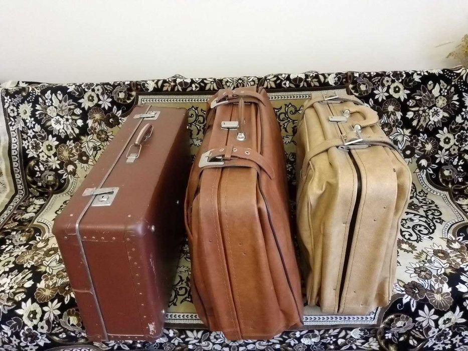 Валізи в асортименті