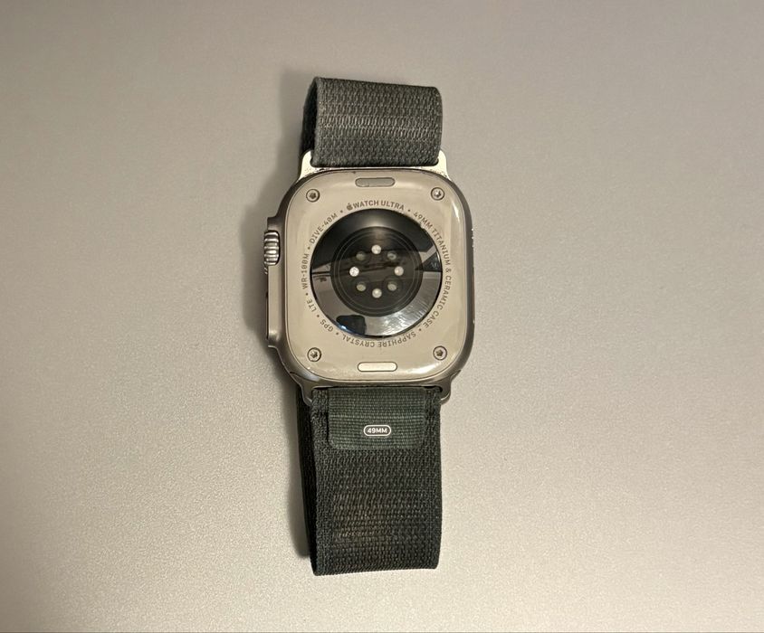 Apple Watch Ultra 49mm Titanium case gen 1 plus 2 paski gratis !