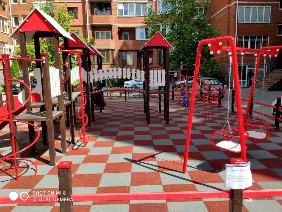 Резинова плитка гумова плитка для майданчиків