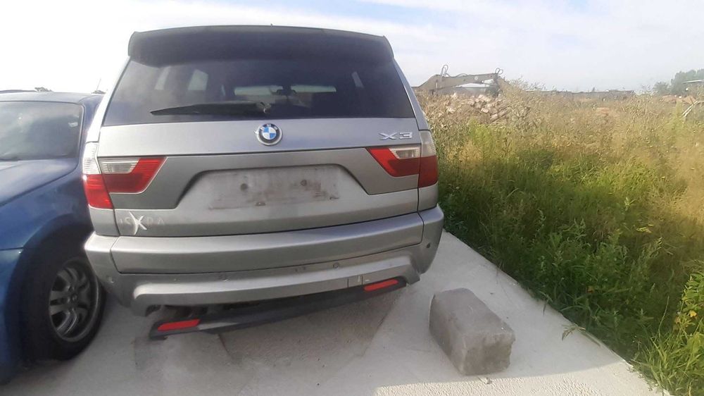 BMW X3 E83  Tylko  klapa tylna , dyfer  Kod lakieru A08/7