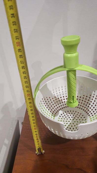 Centrifugador secar salada