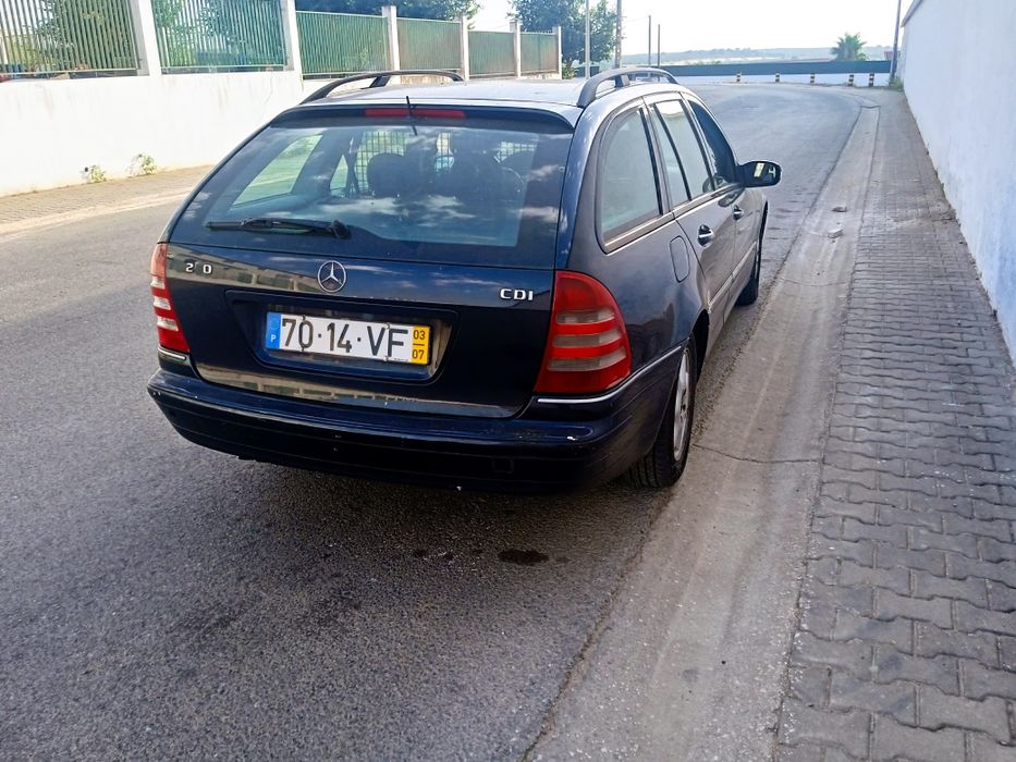 Mercedes-Benz 220 — fotografia 5