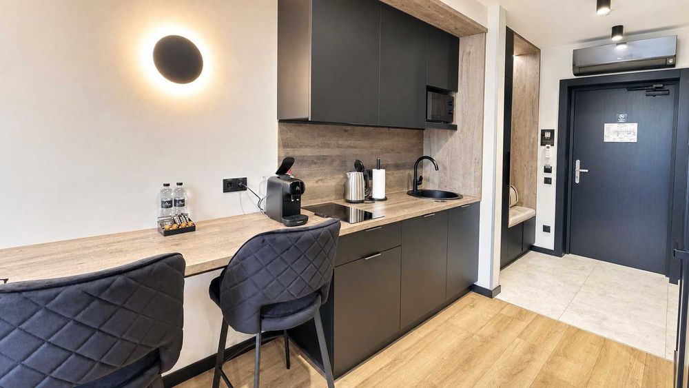 Статусна нерухомість у центрі Буковелю - готель GLACIER PREMIUM APARTMENTS. Вихід на спуск 14