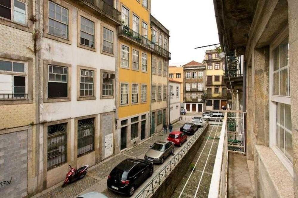 T1 na Ribeira com Licença de Alojamento Local – 60m²