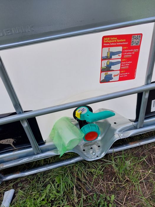 Zbiornik 1000l MAUZER, czyste