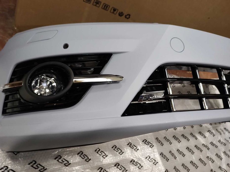 решітка радіатора VW CC 2015 2016 2017 Фольцваген ЦЦ