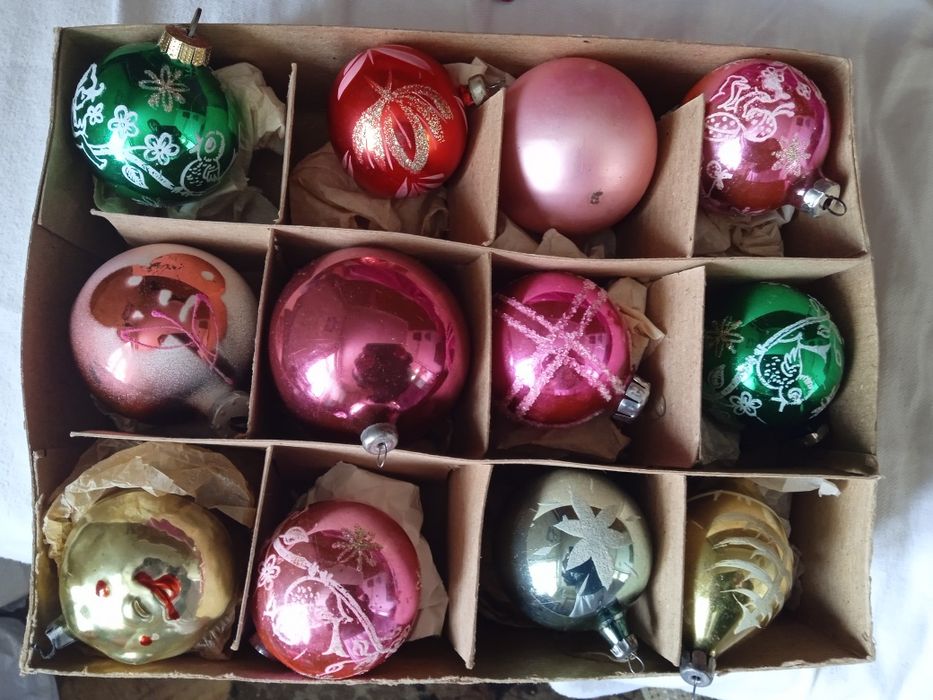 Новогодние СССР и дождик.