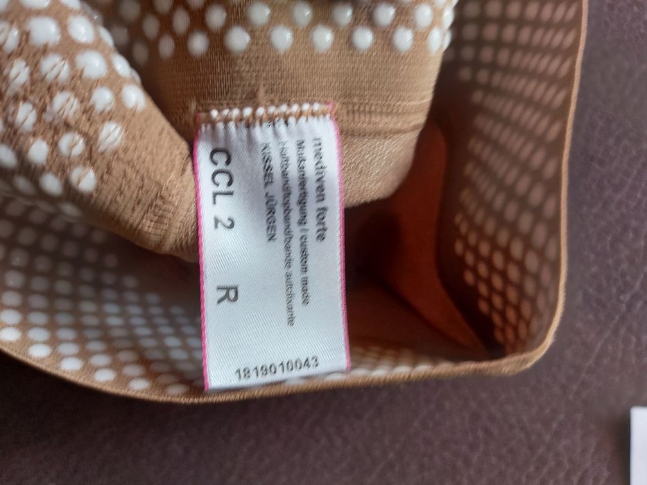 Beżowa podkolanówka uciskowa bez palców Mediven forte CCL2